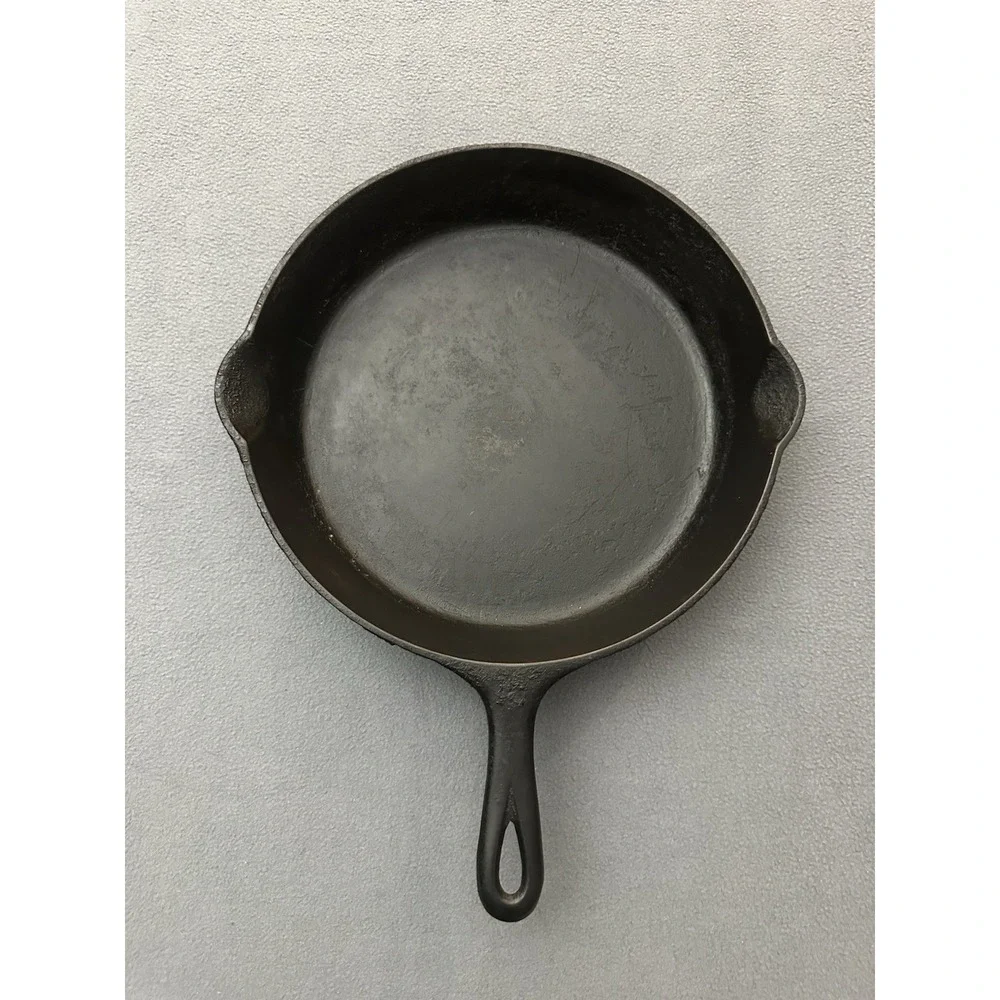 Vintage Griswold Erie No. 10 Cast Iron Skillet 716